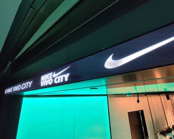 Indoor Commercial LED Display Shop Signs P2